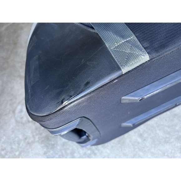Rare Large Oakley Gear Bag 30” Rolling Luggage Duffle Suitcase Tactical Travel - Picture 9 of 16